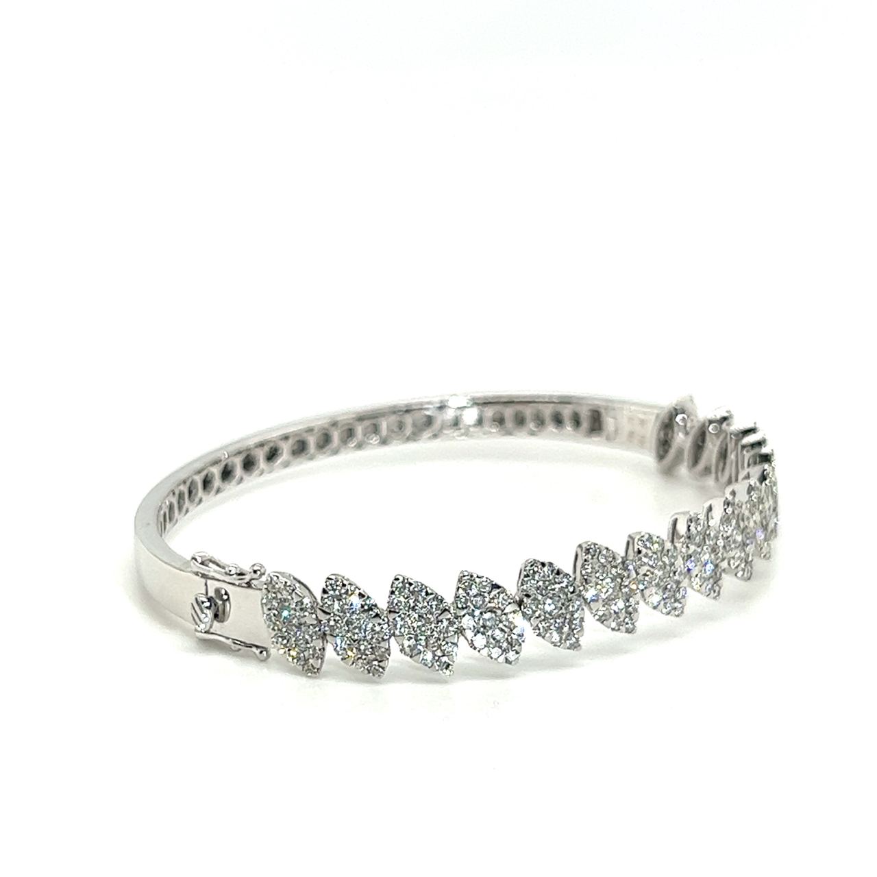 18K White Gold Diamond Bangle