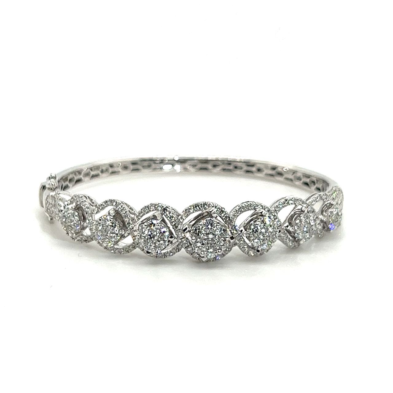18K White Gold Diamond Bangle