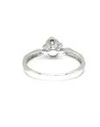 18K White Gold Flower Top Plain Band Slim Diamond Ring