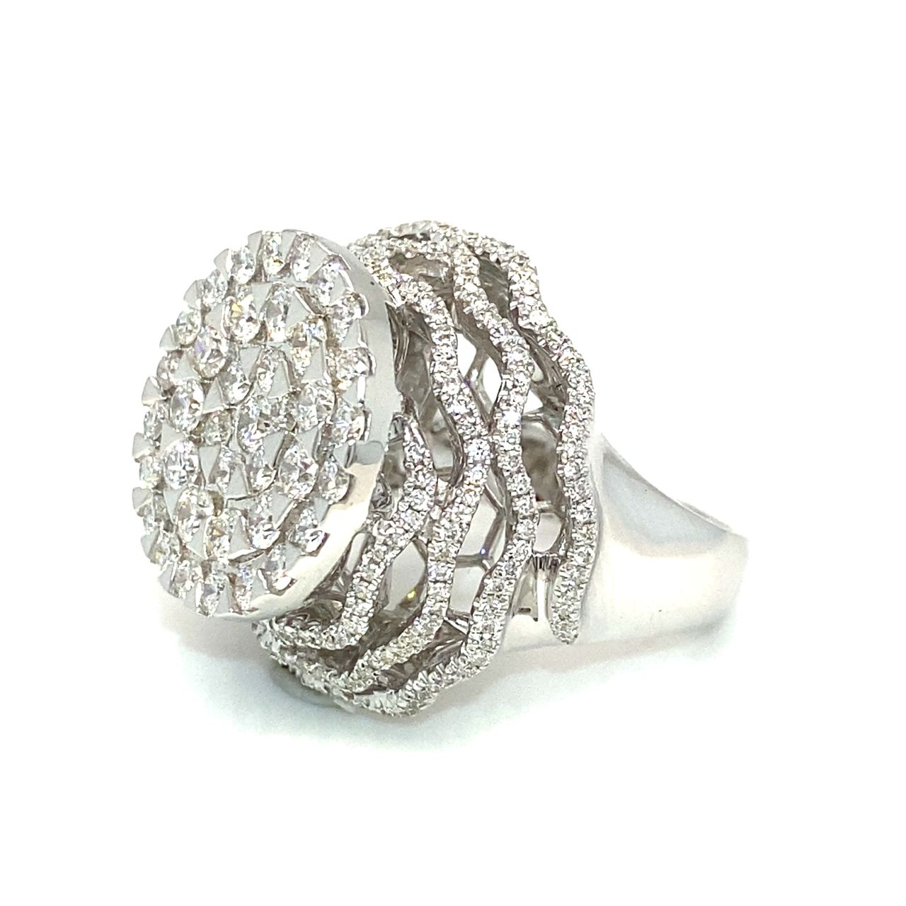 18K Diamond Ring