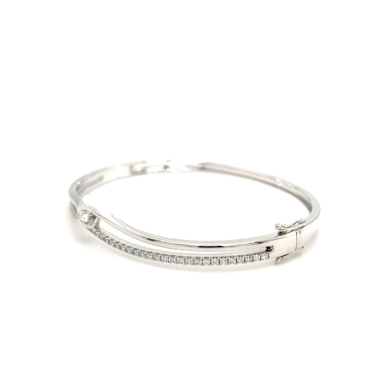 18K White Gold Diamond Bangle