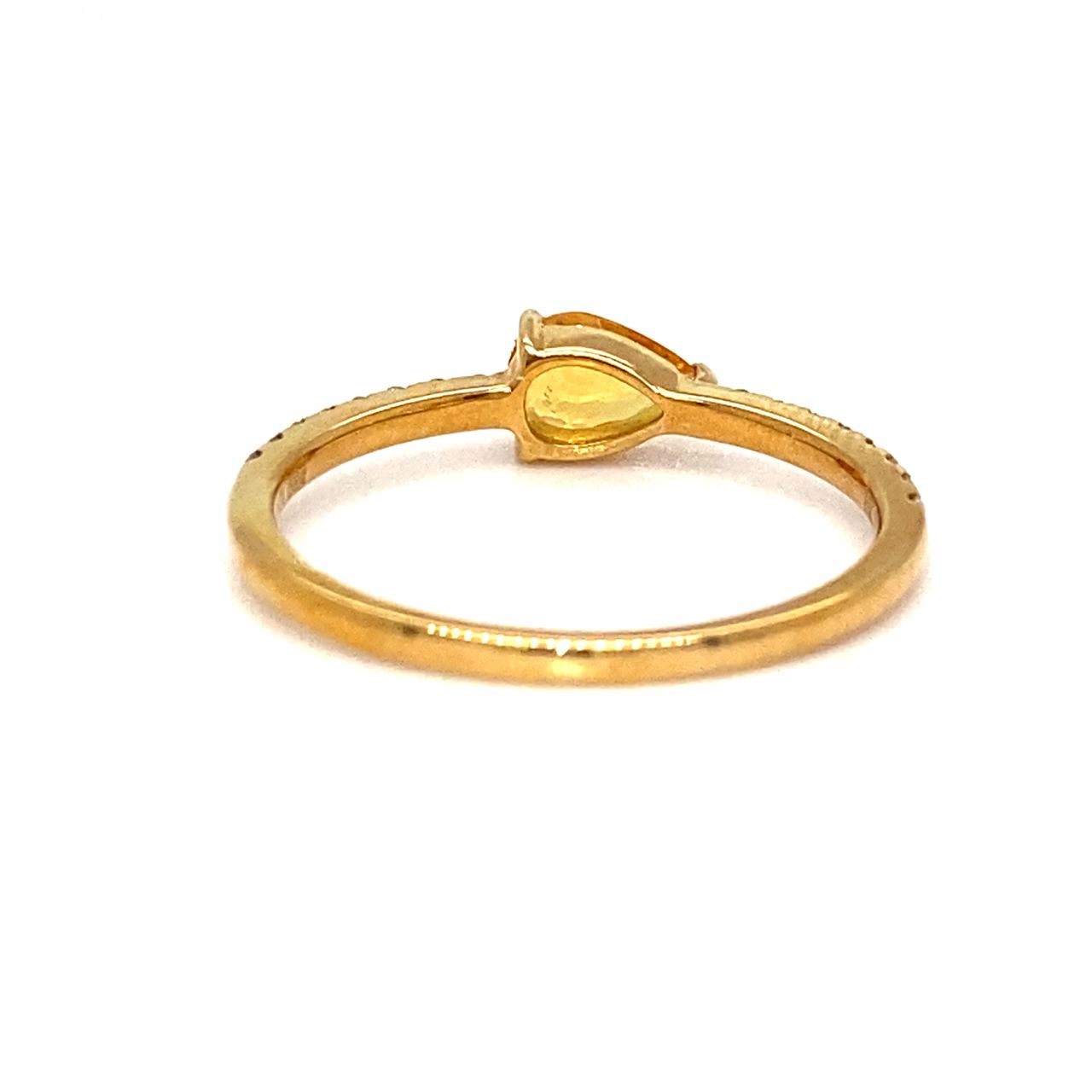 18K Yellow Gold Yellow Sapphire Pear Shape Simple Stack Diamond Ring