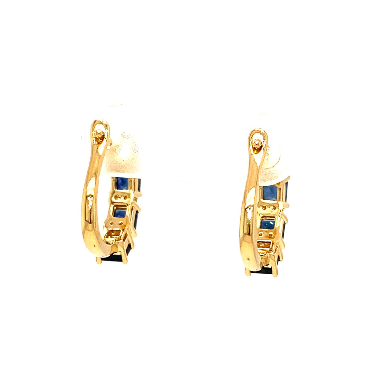 18K Yellow Gold Sapphire Earring