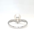 18K White Gold V Shape Flower Pearl Diamond Ring