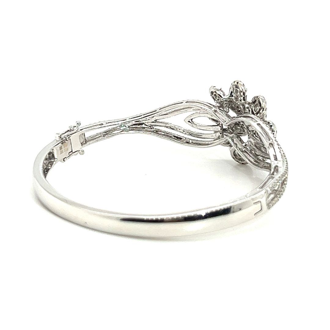 18K White Gold Diamond Bangle