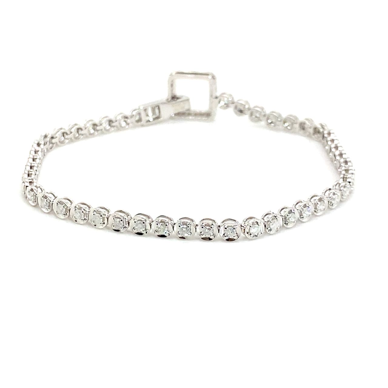 18K White Gold Square Buckle Tennis Diamond Bracelet