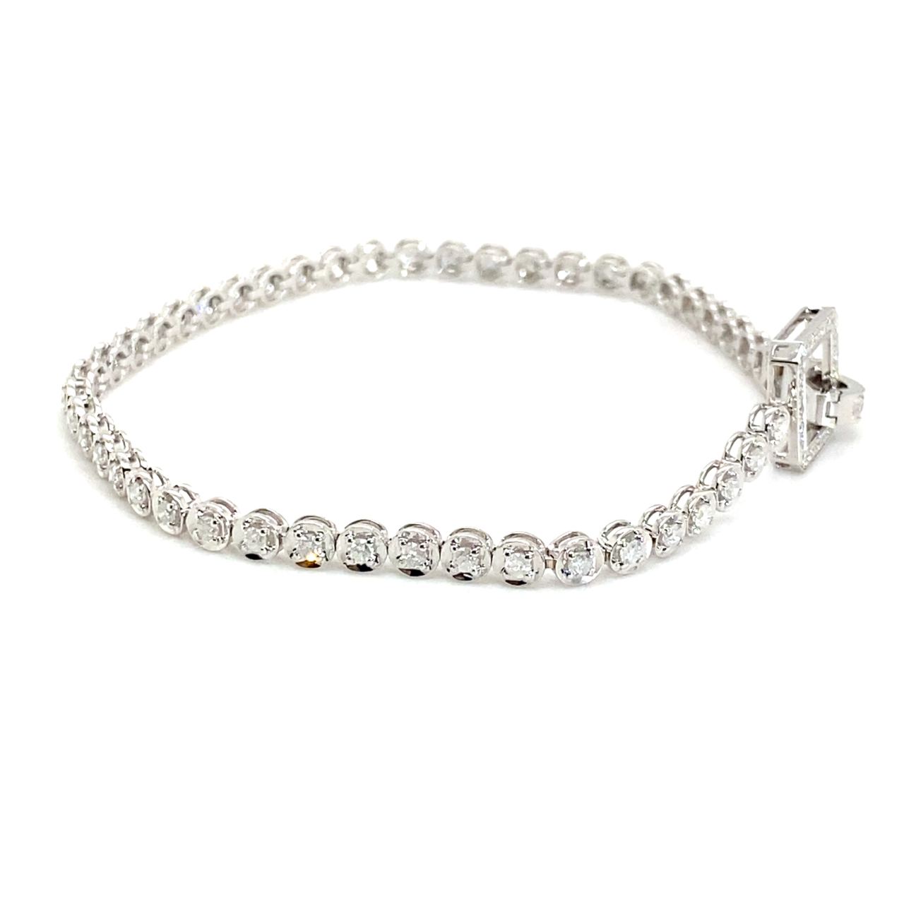 18K White Gold Square Buckle Tennis Diamond Bracelet