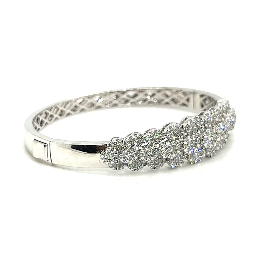 18K White Gold Blessed Flat Lotus Diamond Bangle