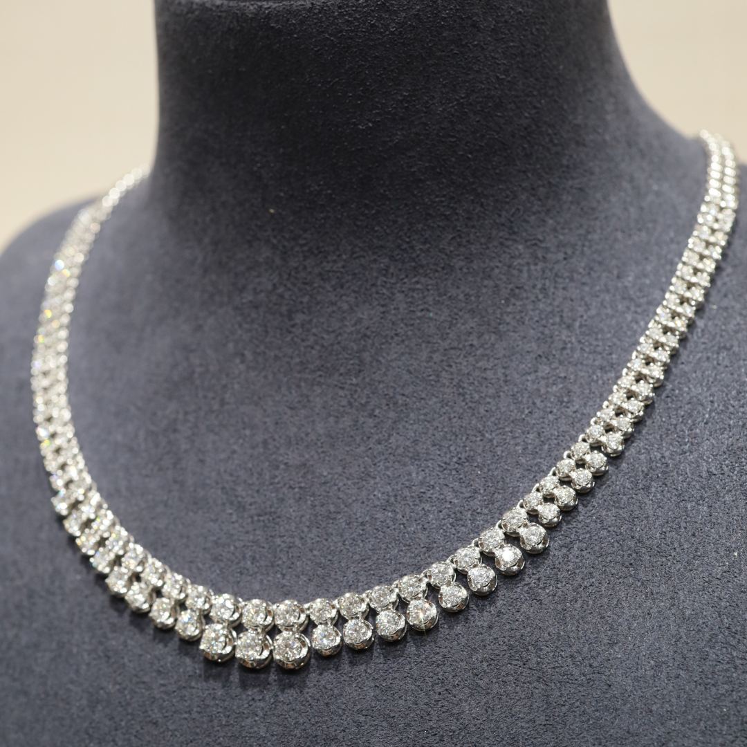 18KWhite Gold Diamond Necklace