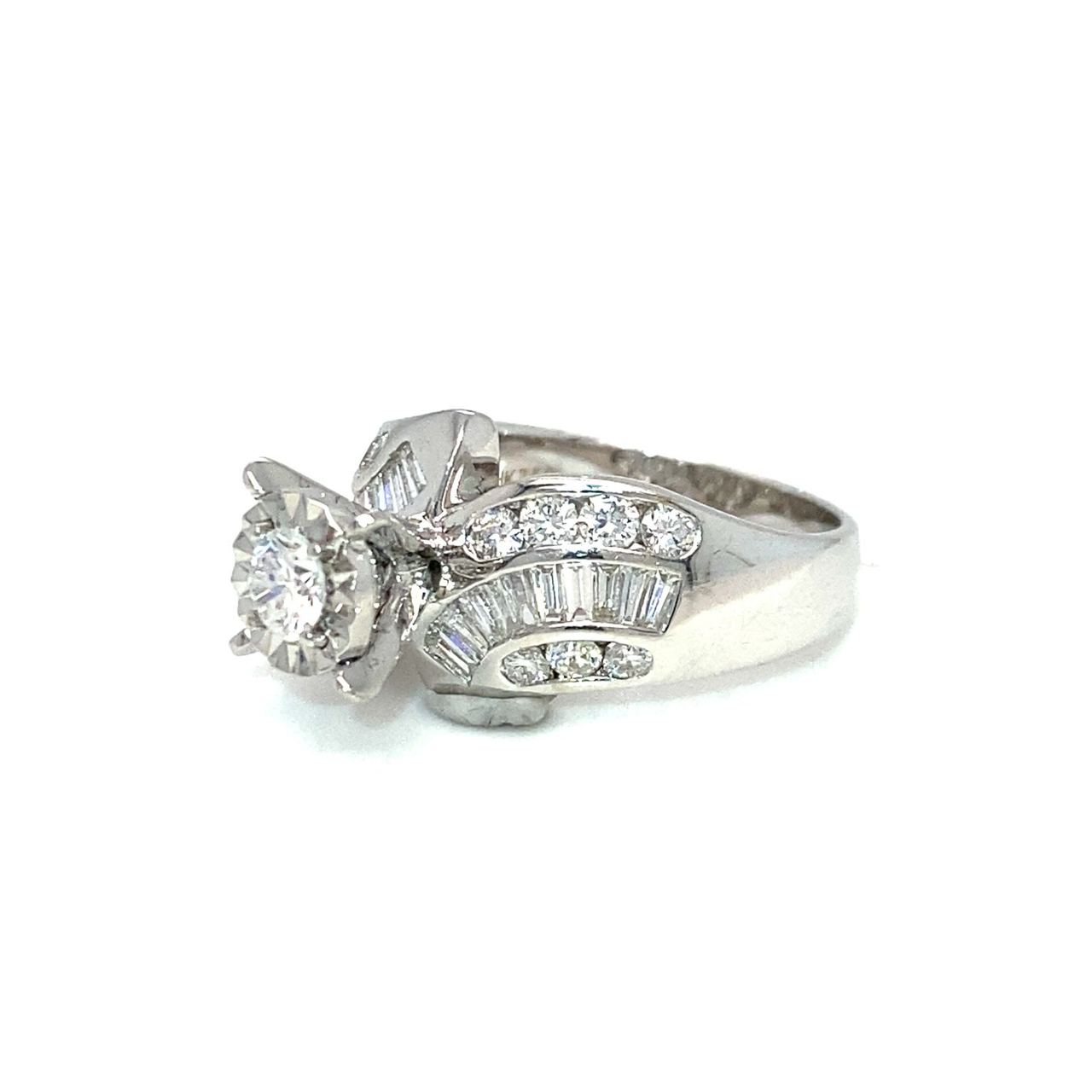 18K Diamond Ring