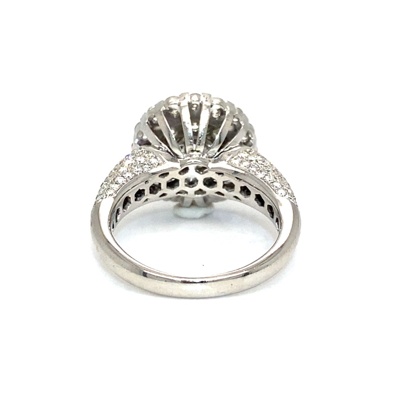 18K White Gold Diamond Ring