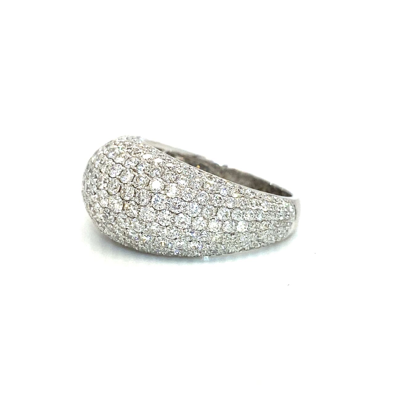 18K White Gold Diamond Ring