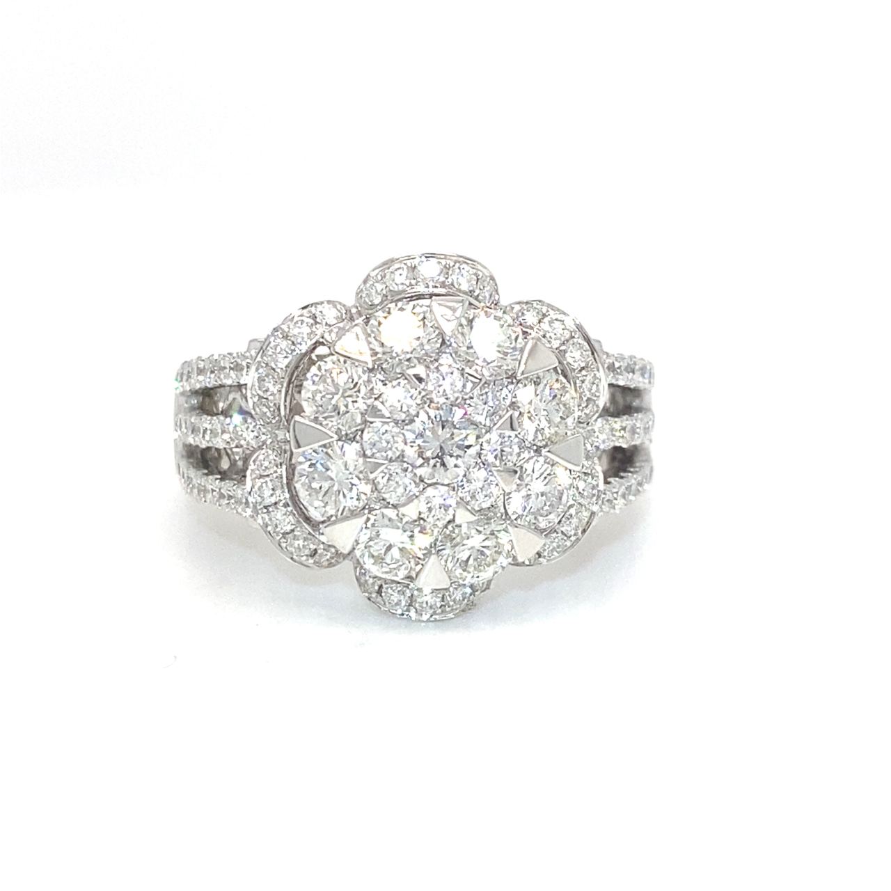 18K White Gold Diamond Ring