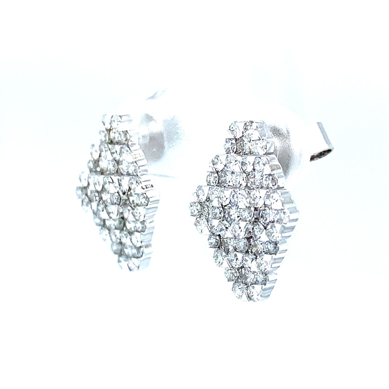 18K White Gold Diamond Earring