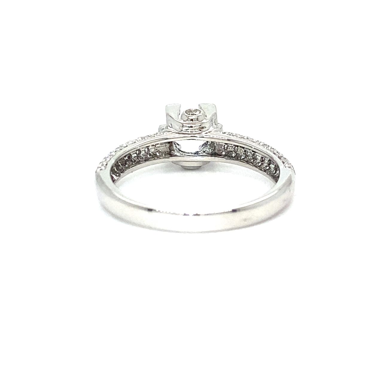 18K White Gold Diamond Ring