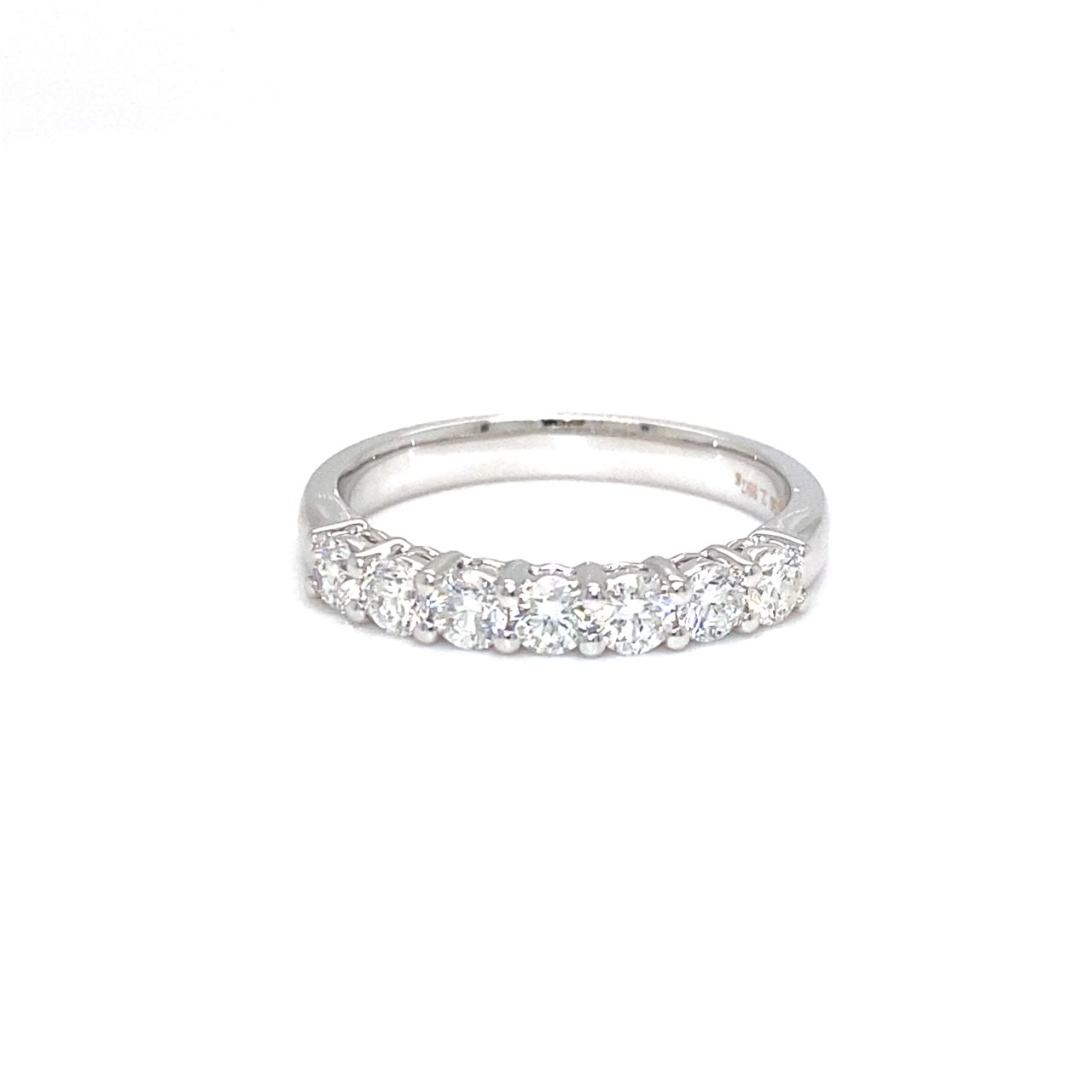 18K White Gold Diamond Ring