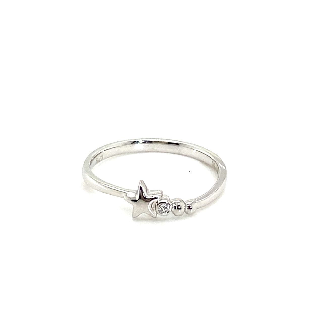18K White Gold Mini Star  Diamond Ring