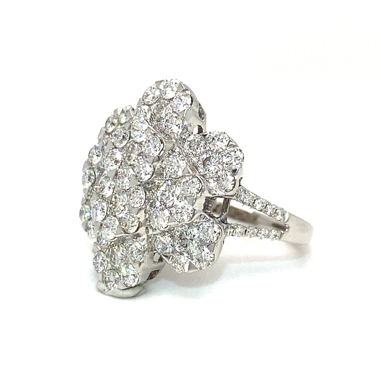 18K White Gold Diamond Ring