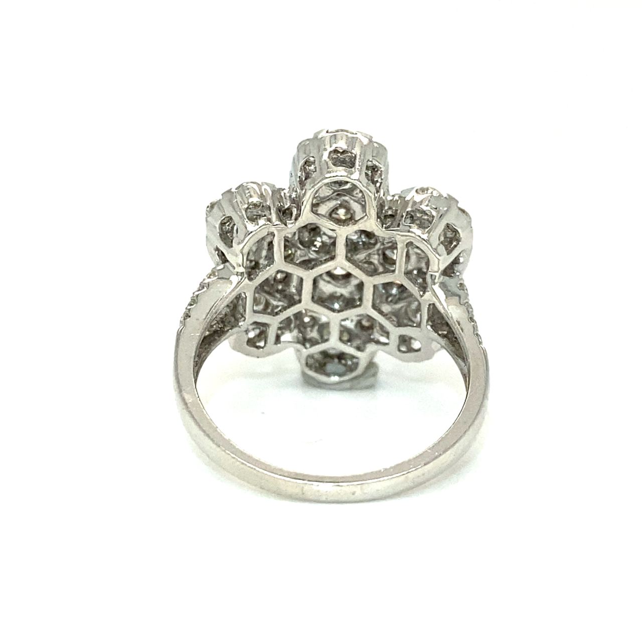 18K White Gold Diamond Ring
