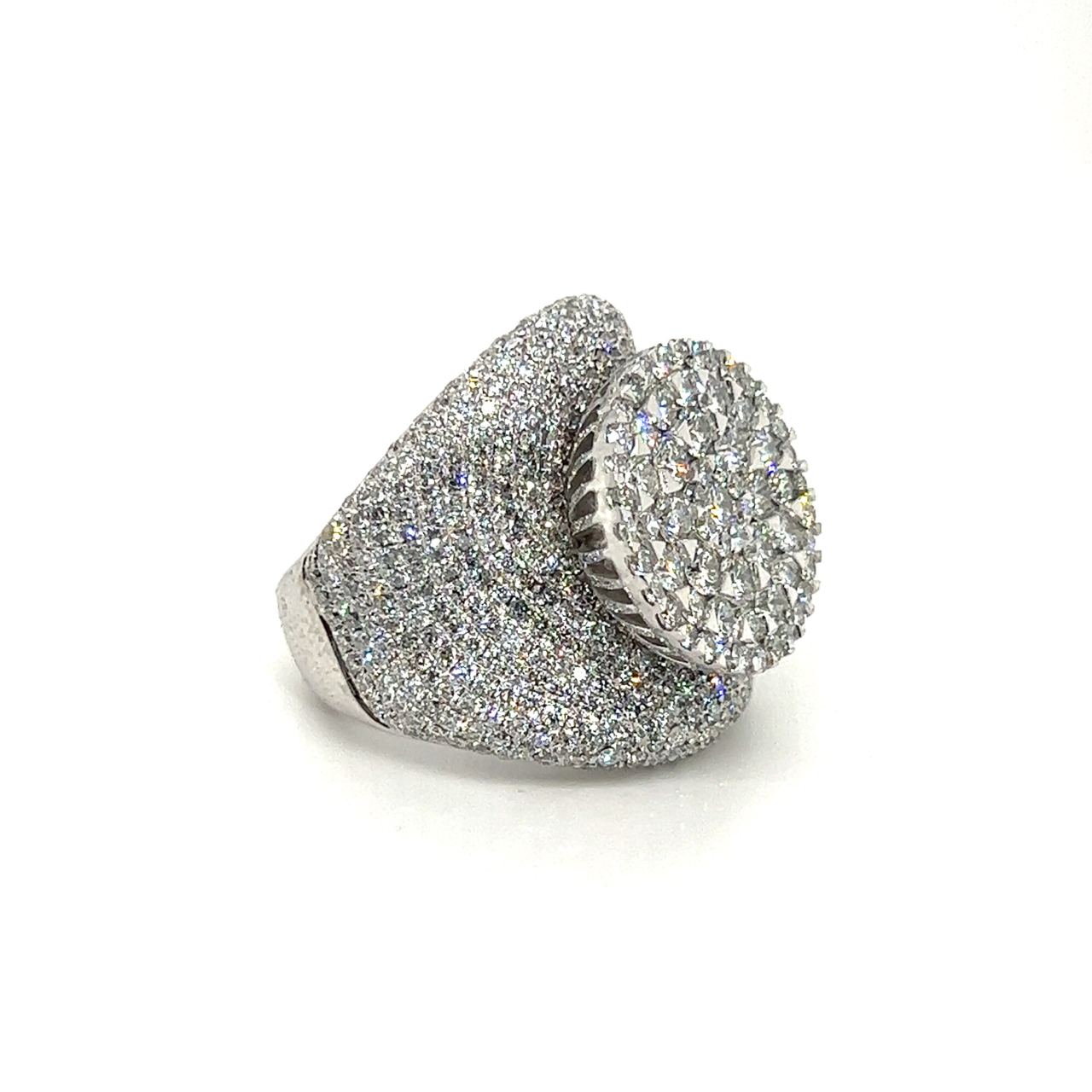 18K White Gold Diamond Ring