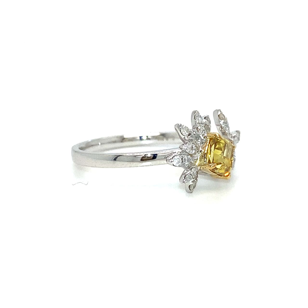 18K White Gold Yellow Diamond Ring