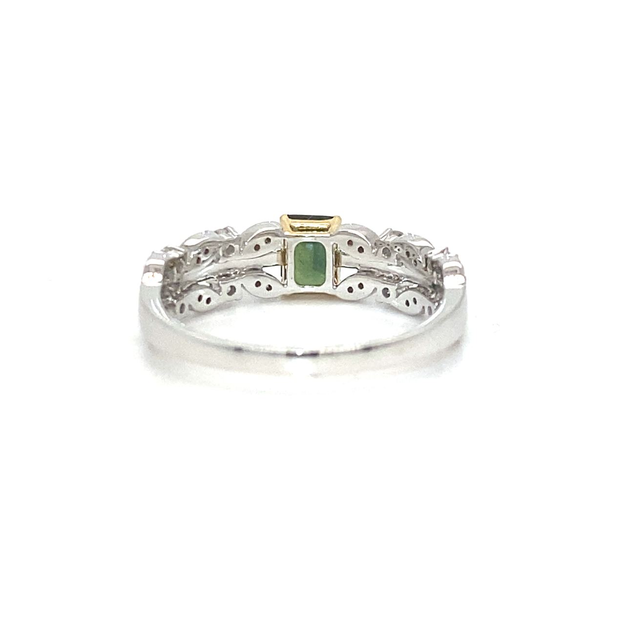 18K White Gold Emerald FS Lovely lvy Lace Diamond Ring