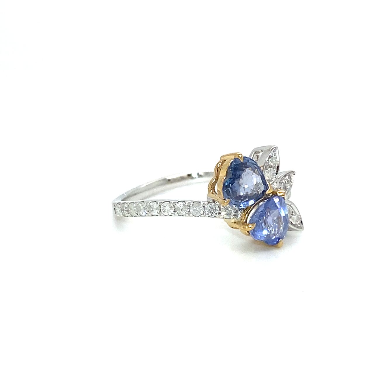 18K White Gold Sapphire Diamond Ring