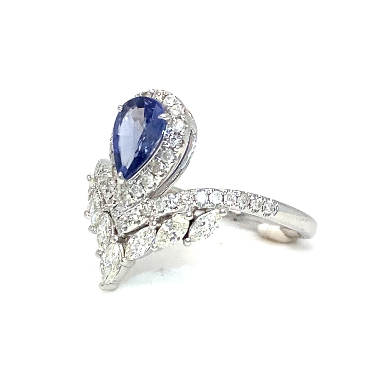 18K White Gold Blue Sapphire Tiara Sharp Diamond Ring