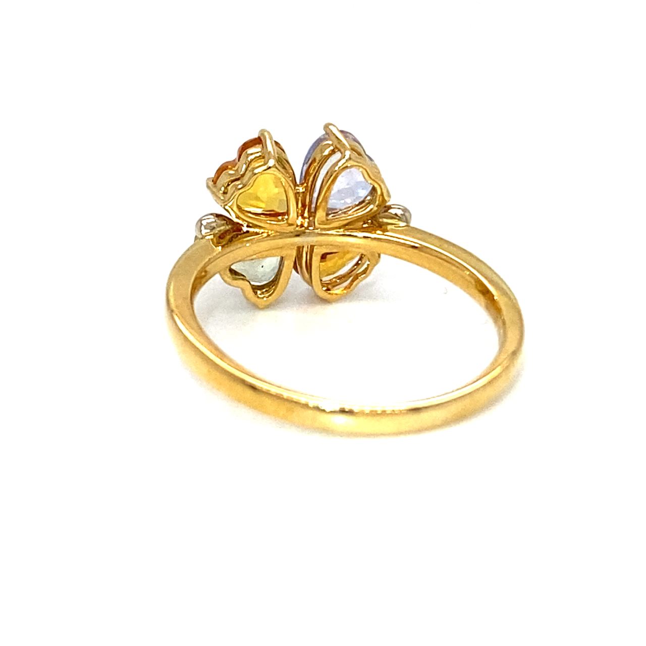 18K Yellow Gold Heart Shape Sapphire Diamond Flower Diamond Ring