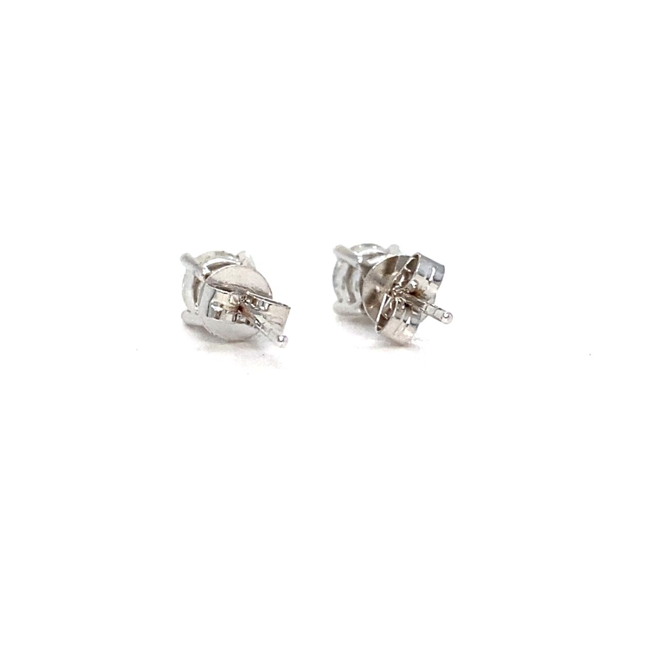 18K White Gold Classic Four Prongs Diamond Earrings