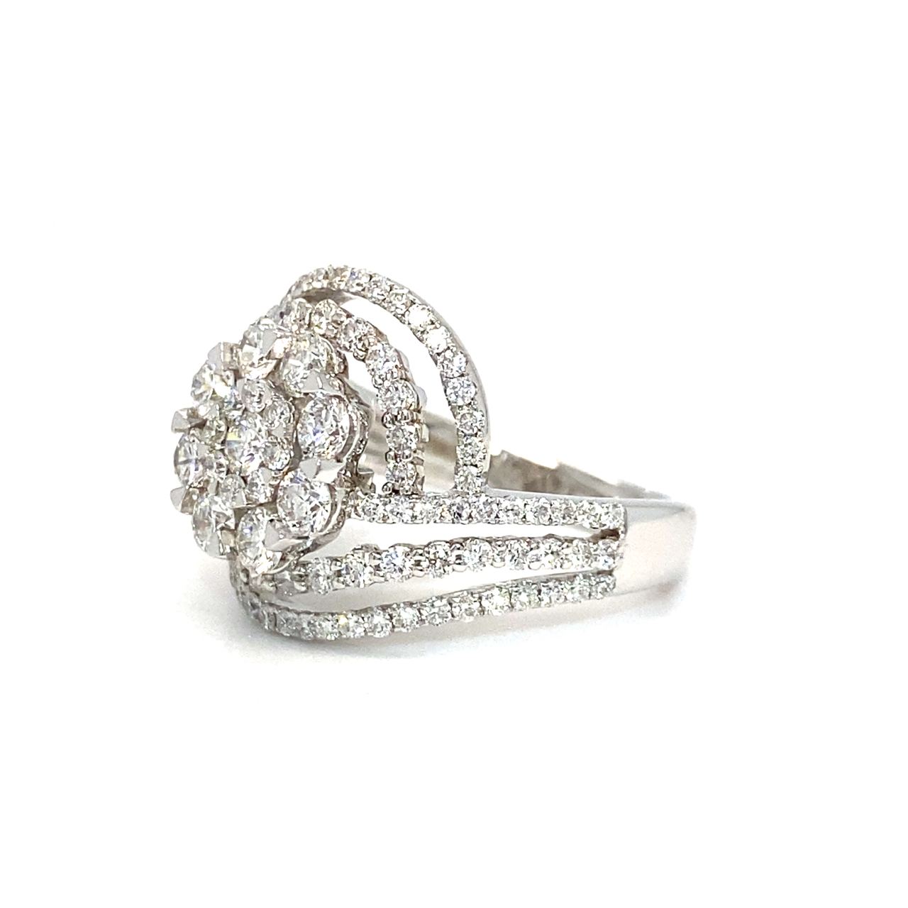 18K White Gold Diamond Ring