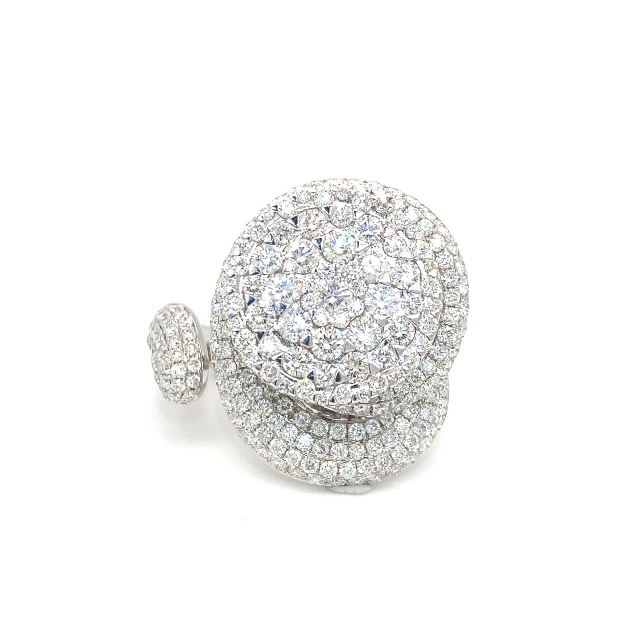 18K White Gold Diamond Ring