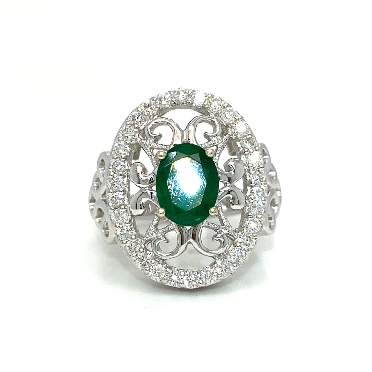 18K White Gold Emerld Ring