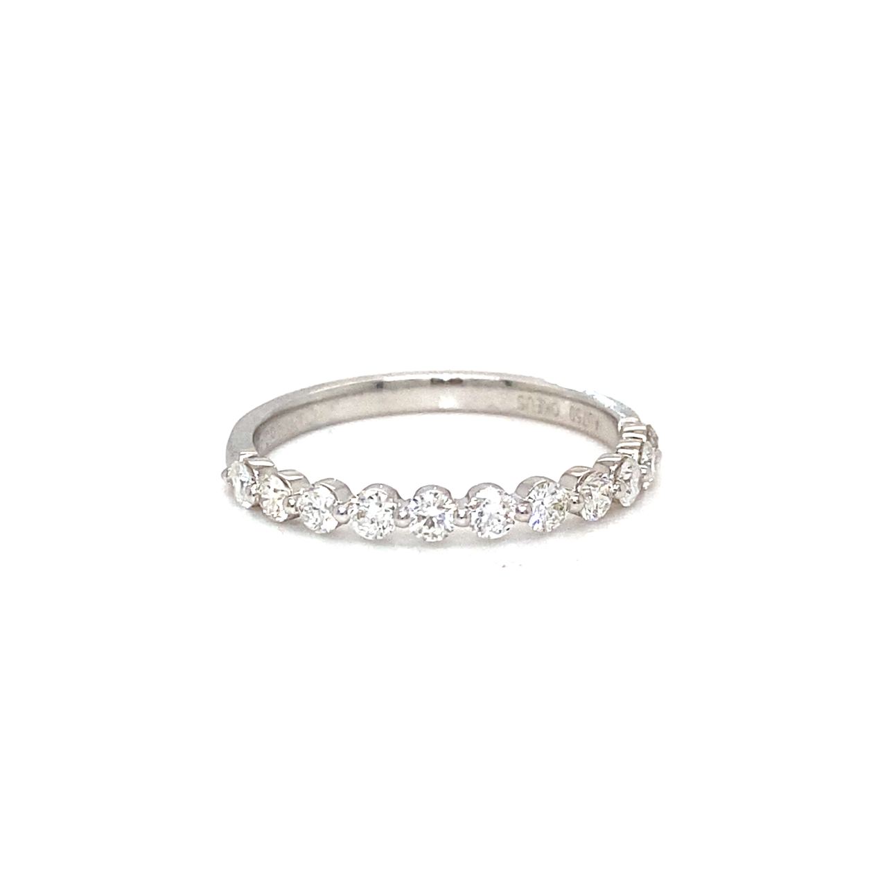 18K White Gold Diamond Ring