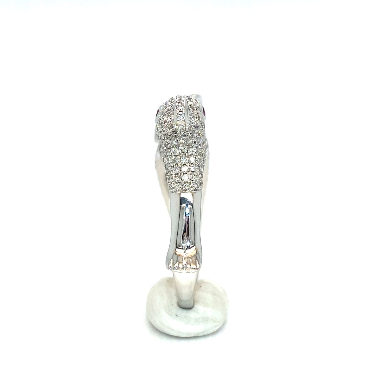 18K White Gold Diamond Ring