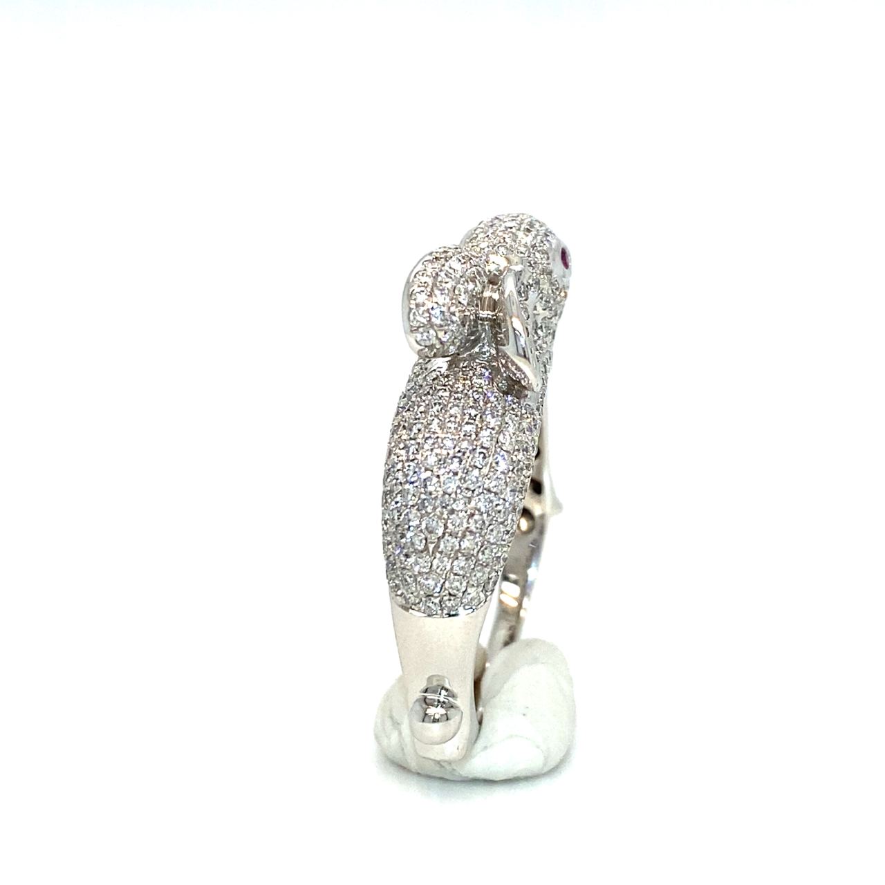 18K White Gold Diamond Ring