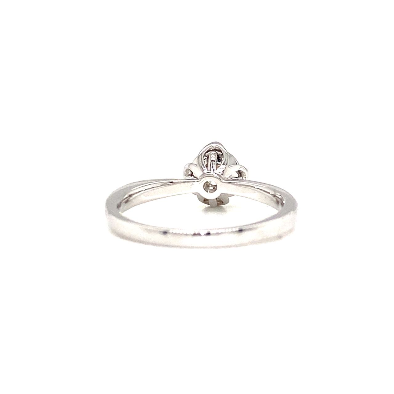 18K White Gold Max Illusion Single Pave Side Diamond Ring