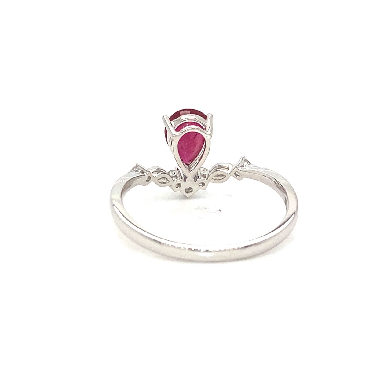 18K White Gold Simple Pear Shape Ruby V Outline Diamond Ring