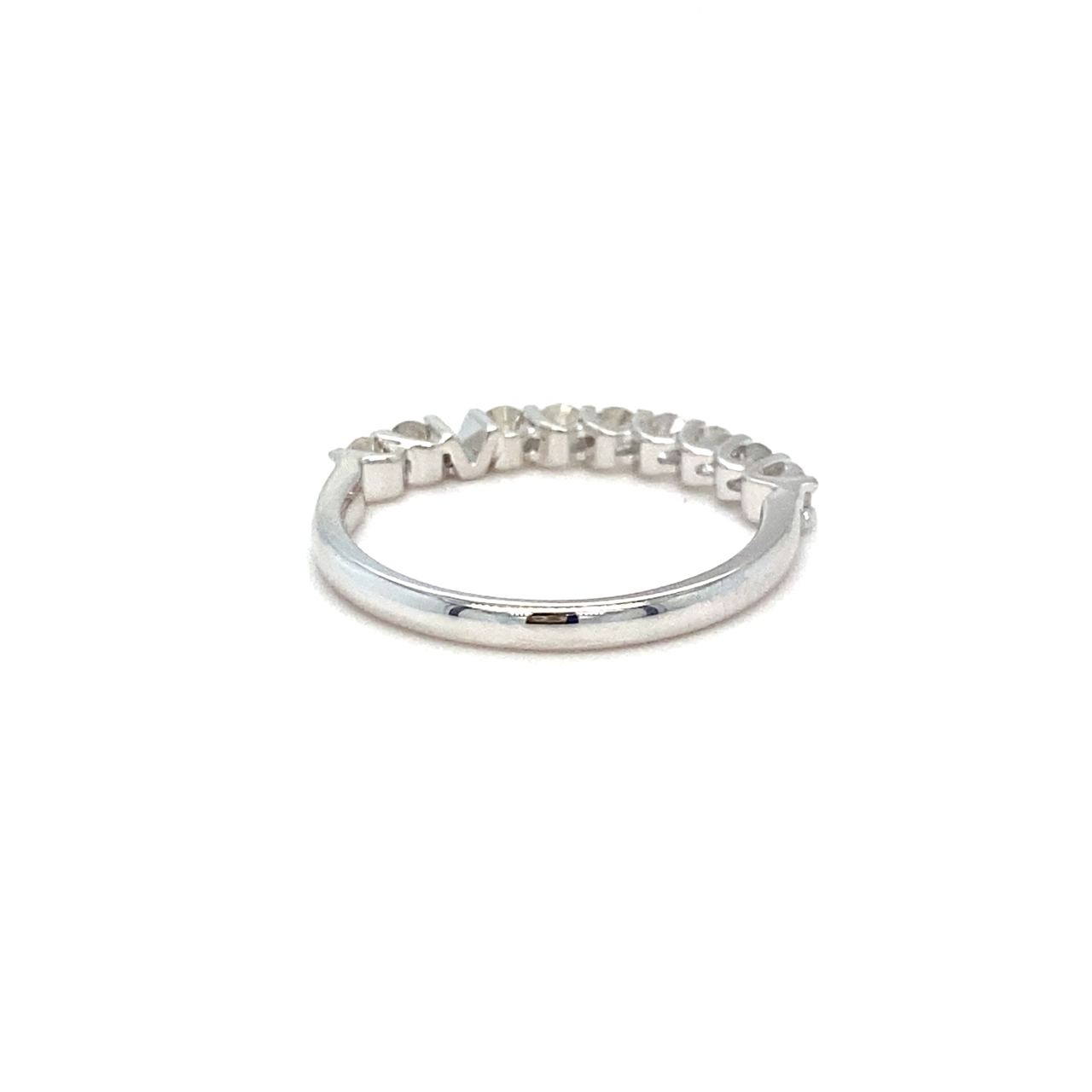 18K White Gold Diamond Ring