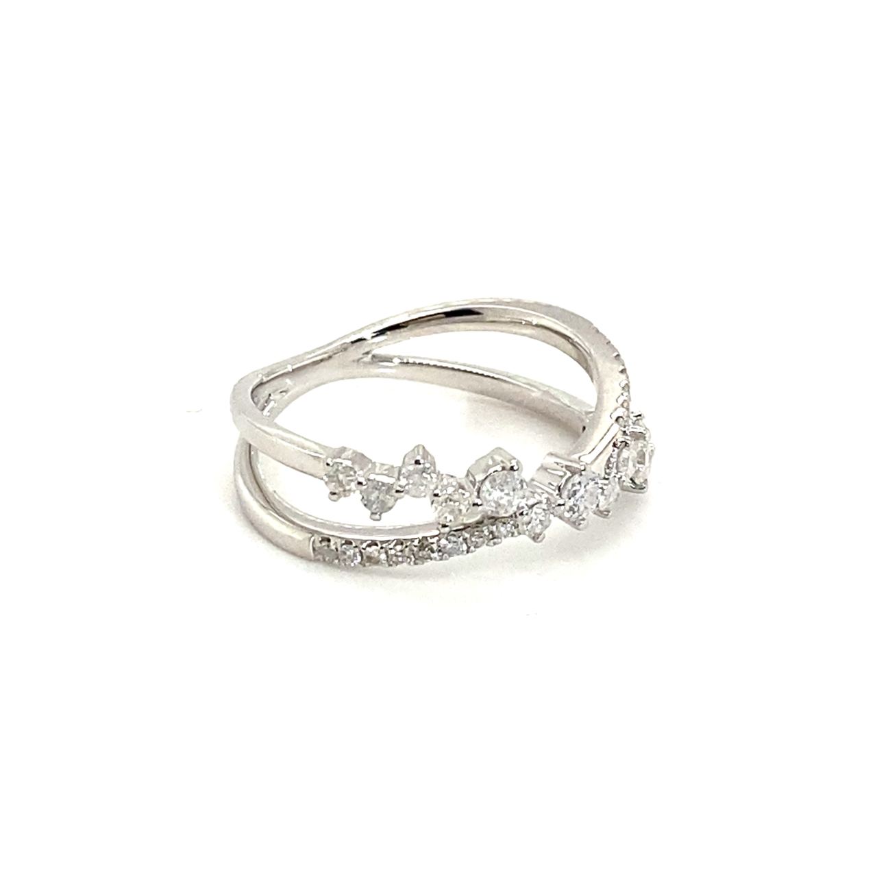 18K White Gold Cross Cluster Diamond Ring