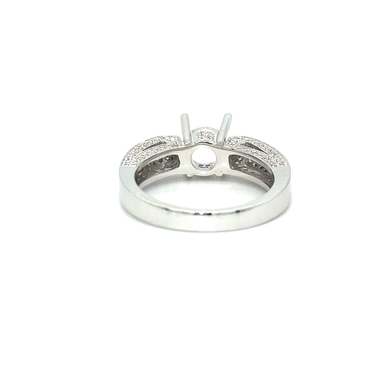 18K White Gold Top High Square Prongs Diamond Ring