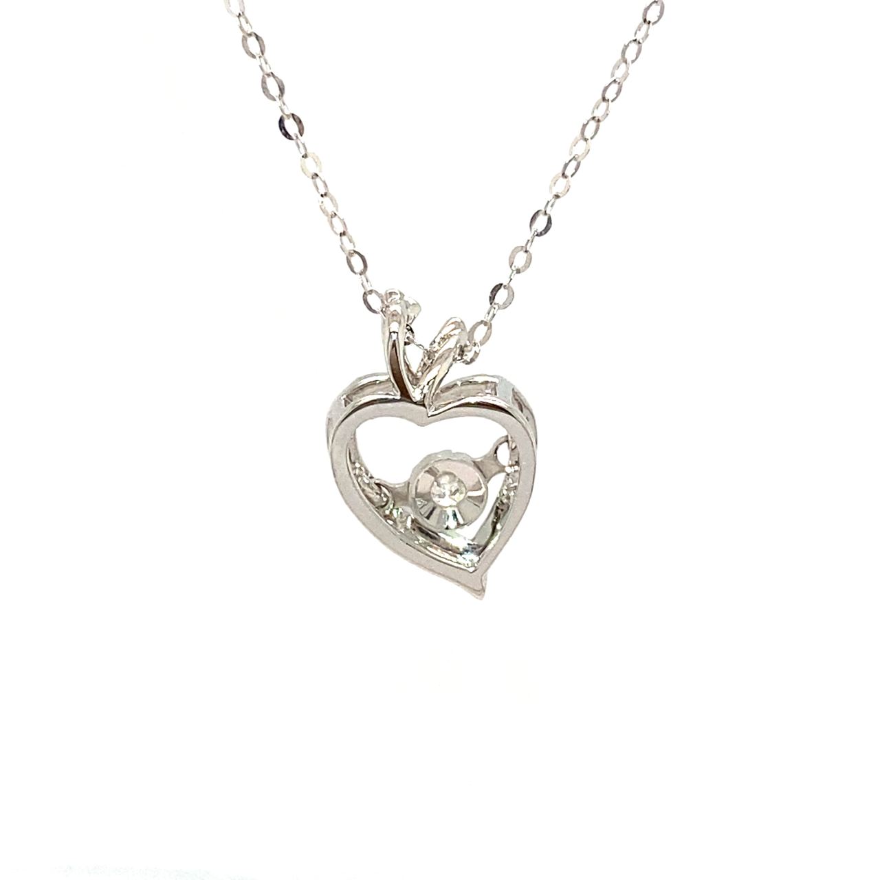 18K White Gold Apple Danceing Stone Diamond Necklace