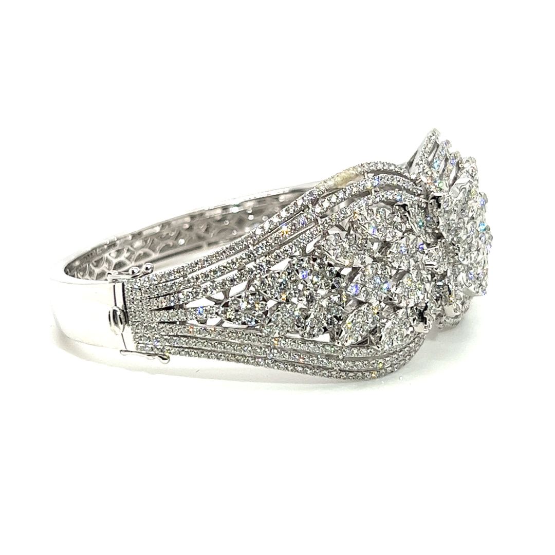 18K White Gold Multi Layer Wave Max Luxe Diamond Bangle