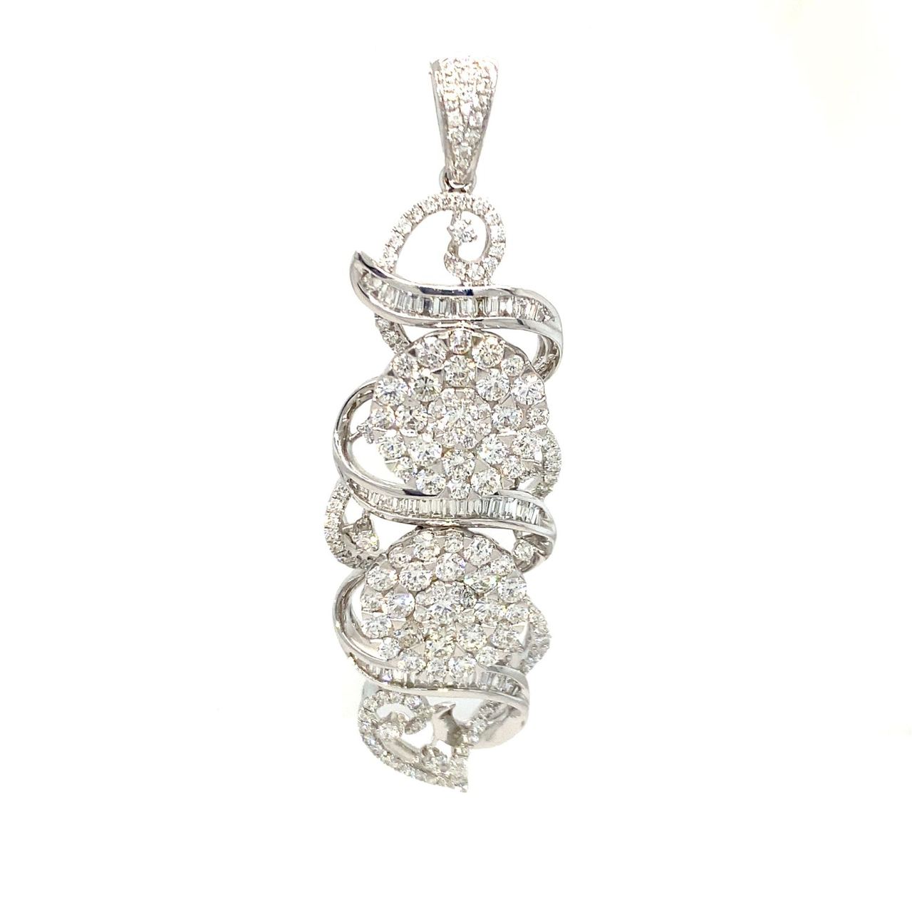 18K White Gold Diamond Pendant