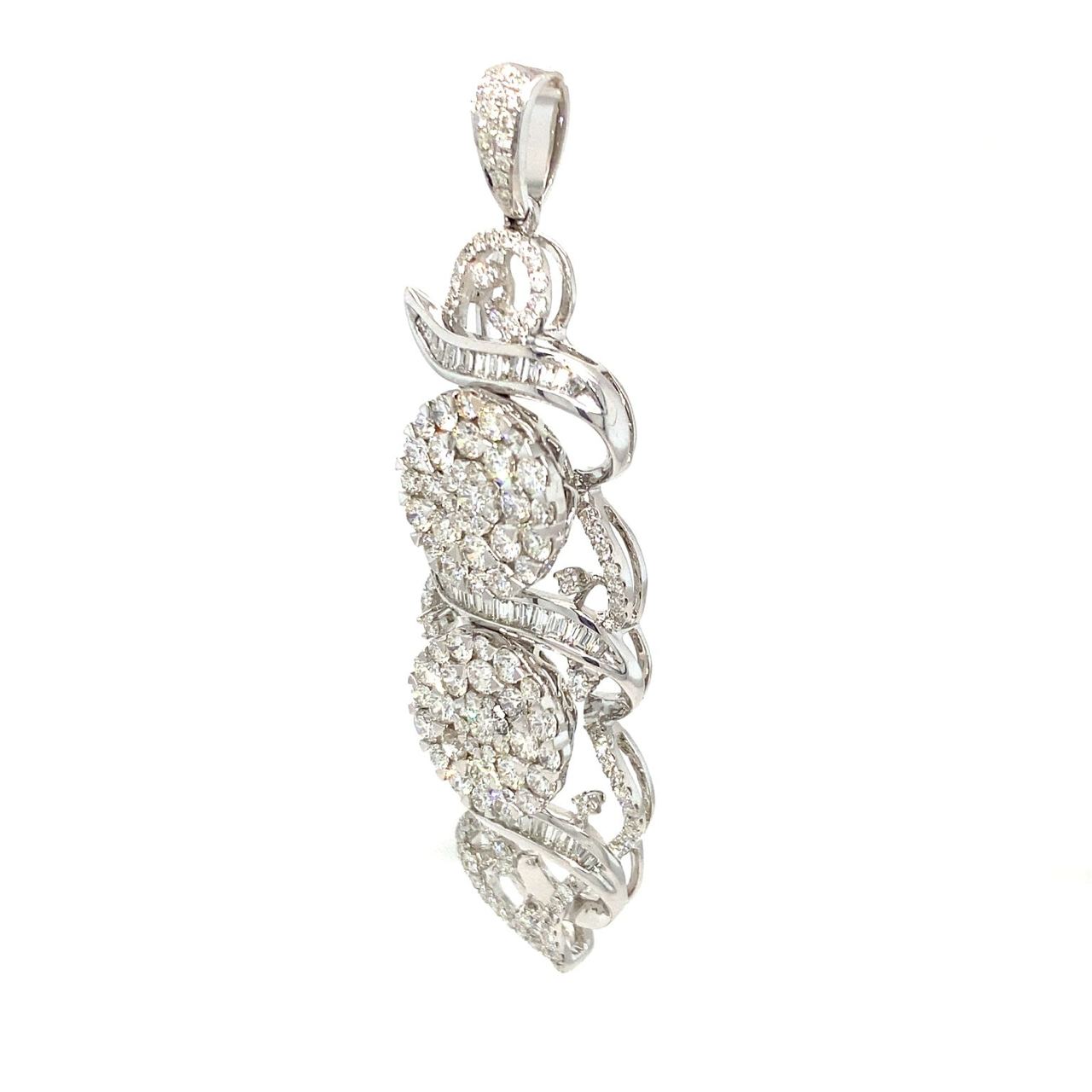 18K White Gold Diamond Pendant