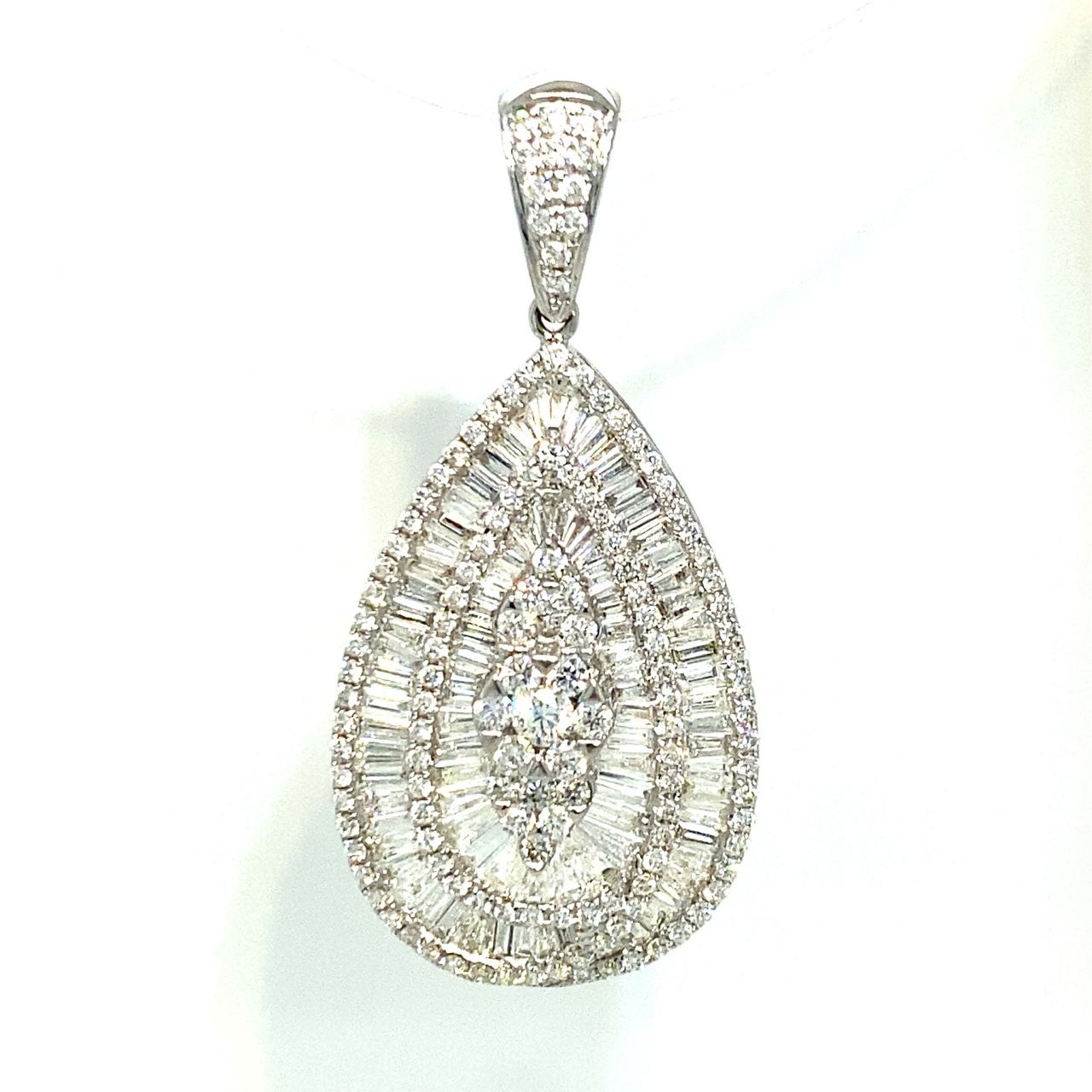 18K Diamond Pendant