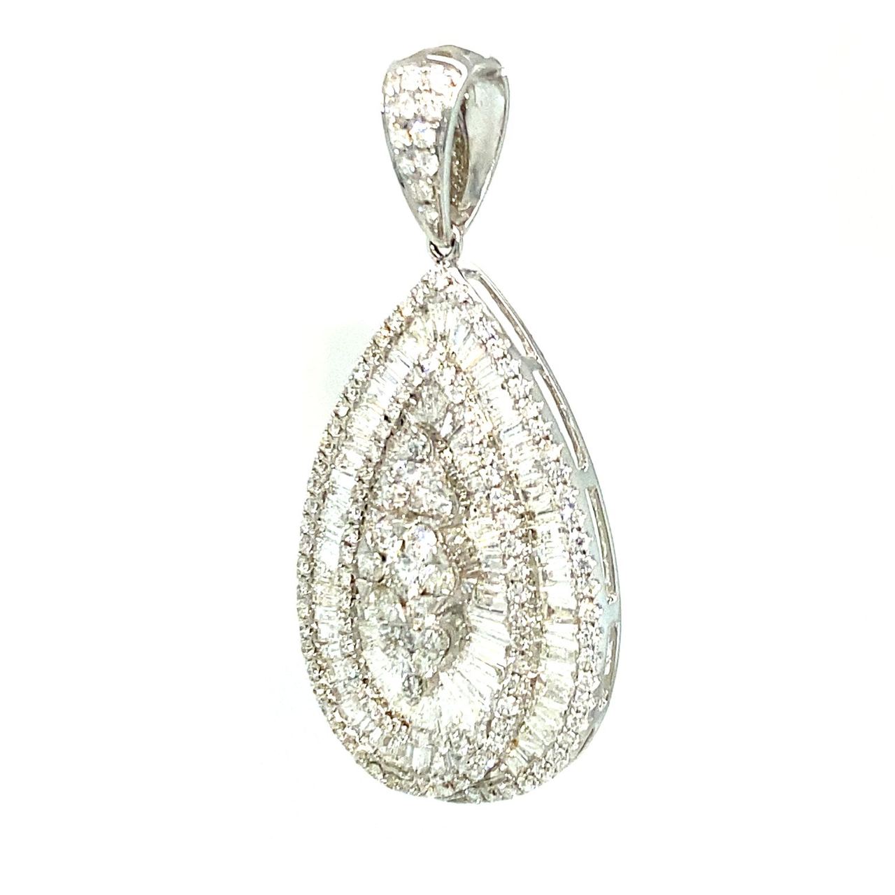 18K Diamond Pendant
