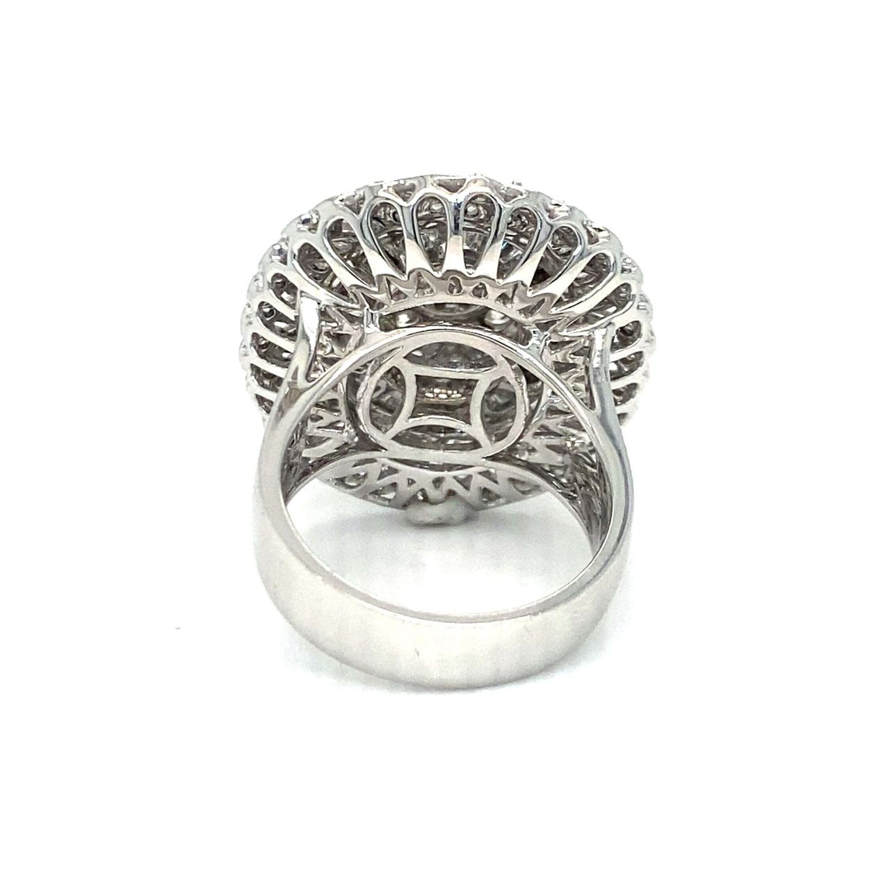 18K White Gold Diamond Ring