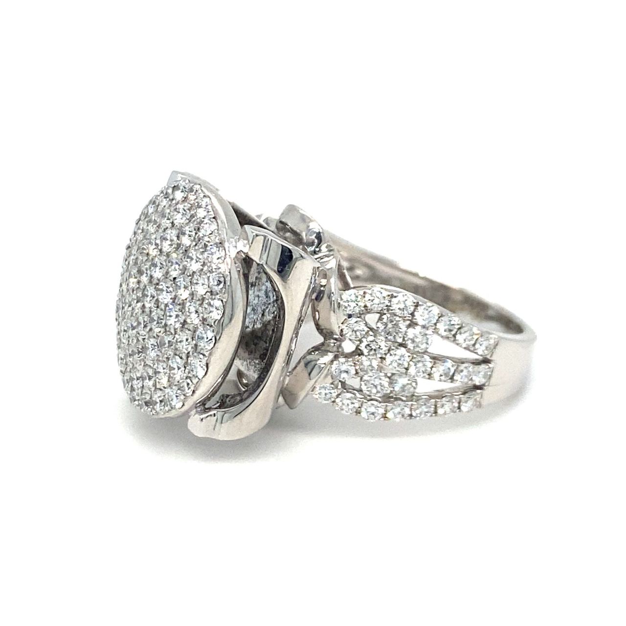 18K White Gold Diamond Ring