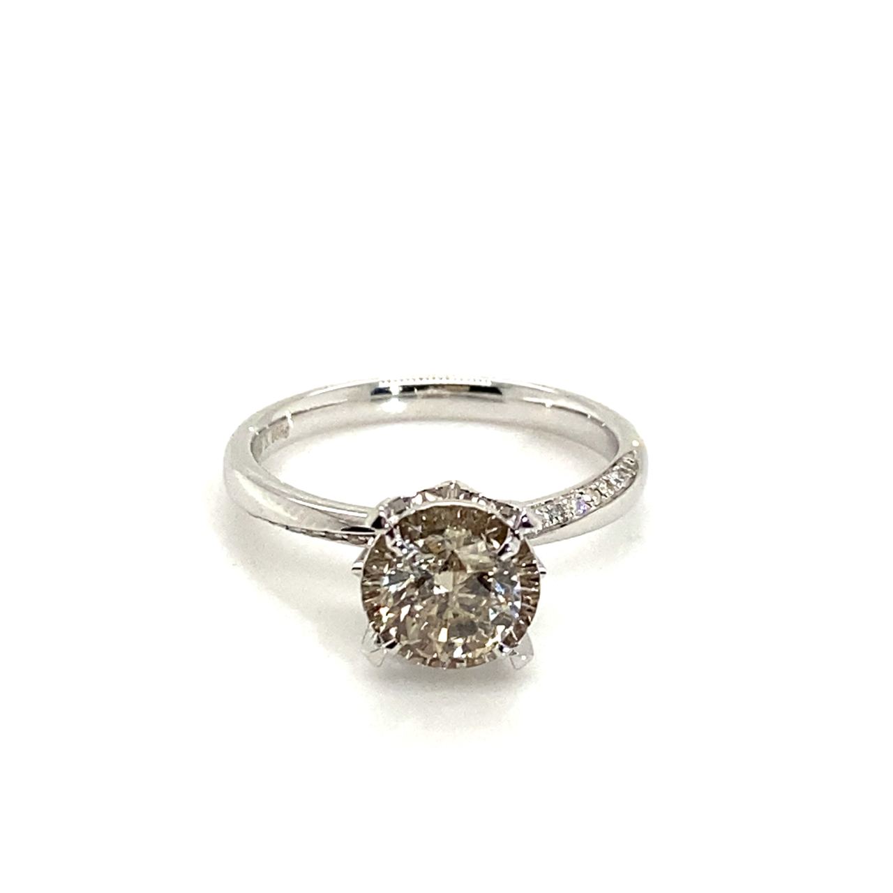 18K White Gold Max Illu Top East West Setting Blade Diamond Ring